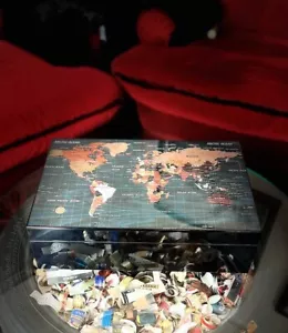 Humidor "Weltkarte" schwarz glänzend für ca. 50 Zigarren, TOP, Neu, UVP €220,-- - Bild 1 von 5