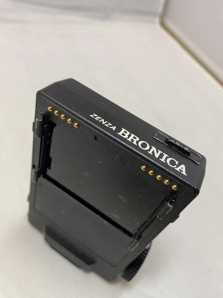 Zenza Bronica AE-II Metered Prism Finder Viewfinder for ETR ETRS ETRSi - Image 1 of 4