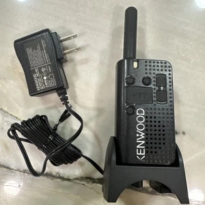 Kenwood ProTalk LT Pocket Radio Bidirezionale 4 Canali con Caricatore Rapido, Si Accende - Foto 1 di 6