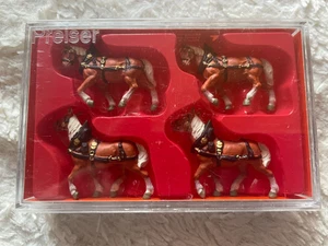 Preiser H0, 10354   Zugpferde braun für Vierergespann  NEU + OVP - Bild 1 von 1