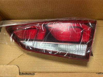 HYUNDAI I20 RH REAR INNER TAIL LAMP 92404C8200 - NEW - Image 1 of 2