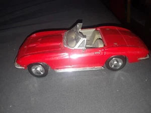 1967 Chevy Corvette, Red - Motormax 73224 - 1/24 Scale Diecast Model Toy Car - Picture 1 of 5