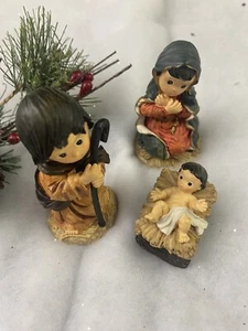 Cerchio Pacifico Natività Maria Giuseppe Gesù Bambino Resina Natale - Foto 1 di 7