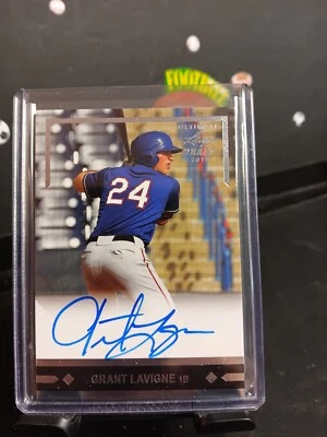 2018 Leaf Ultimate Draft  Rookies Autographs #GLR-GL1 Grant LAVIGNE  - Image 1 of 2