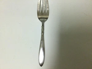 VINTAGE 1847 ROGERS BROS SILBER TELLER - ART DECO - KALTFLEISCHGABEL - Bild 1 von 5