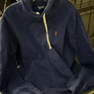 Polo Ralph Lauren felpa con cappuccio uomo XL blu tasche logo ricamato spesso - Foto 1 di 3