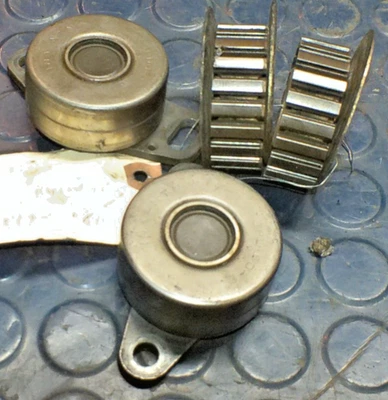 Tensor de polea de correa de distribución izquierda y derecha Honda GL1200 1984-1987 Goldwing OEM Foto 1 de 3