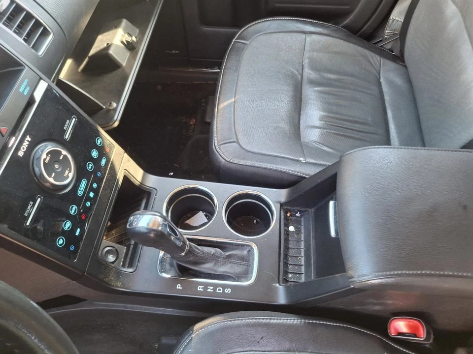 2014 Ford FLEX Shifter Lever/Knob 4WD 3.50L Used OEM Part 3725325 Foto 1 de 4