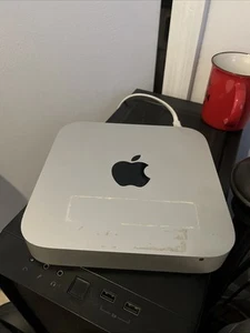 Apple Mac Mini (500GB HDD, Intel Core i5, ) 2.50 GHz, 4GB RAM) Silver -... - Picture 1 of 2