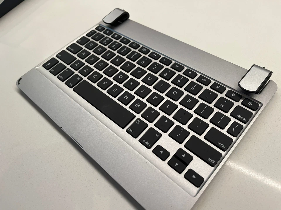 Brydge Model BRY1012 - keyboard for  9.7" older iPads, Air, Air 2  Space Grey - Image 1 of 4