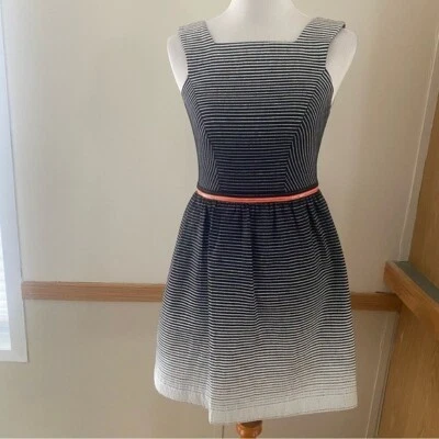 Yoana Baraschi Ombré теннис в полоску платье подходит Расклешенный 2 новый без ярлыка - Изображение 1 из 4
