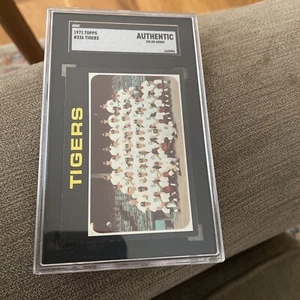 1971 Topps #336 Detroit Tigers Team SGC Authentic - Picture 1 of 1