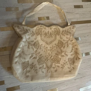 Silk and lace VTG 40s purse zipper handbag Great Condition - Picture 1 of 14