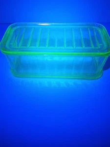 Vintage Uran Vaseline Glas Kühlschrank Schale mit Deckel 8x4 - Bild 1 von 7