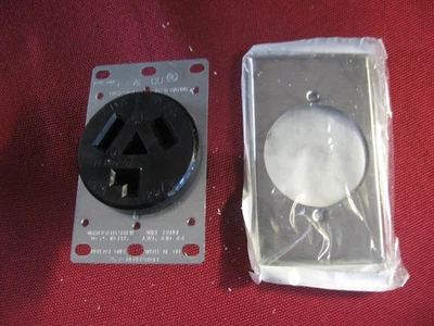 30 Amp Dryer Receptacle, Outlet for Electric Dryers, Leviton, 3-Pole, 3 Wire - Image 1 of 3