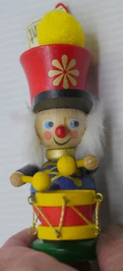 VINTAGE GERMANY ERZGEBIRGE, ULBRICHT WOODEN CHRISTMAS ORNAMENT, DRUMMER w TAG - Picture 1 of 6