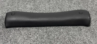 2019 奥迪 Q7 (4M) 后座左座或右座悬浮垫黑色 4M0883426P — 第 1/4 张图片