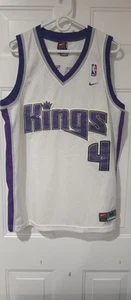 VTG Y2K Sacramento Kings Chris Webber Jersey by Nike - Size Medium - Picture 1 of 6