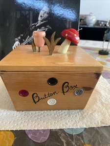 VTG Wooden Sewing Button Box Mushroom Tulip Japan Collectible - Picture 1 of 11