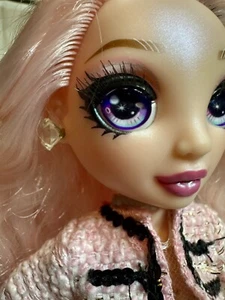 Rainbow High Bella Parker Tweed Fashion Doll Series 2 Tweed Outfit W/ Stand - Picture 1 of 13