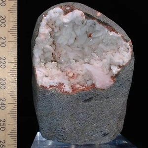Zeolite Geode w/ Heulandite crystal clusters cut base self-standing cave 0.23kg - Bild 1 von 8