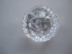 Limited Edition Mark McGwire Waterford crystal ball commemorating 62 Home Runs - Picture 1 of 7