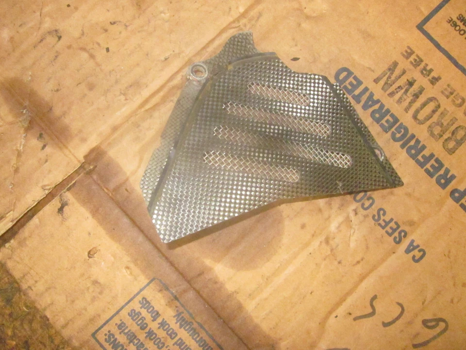 Ducati  900ss 750ss carbon fiber cf sprocket cover 748 916 996 monster - Image 1 of 1