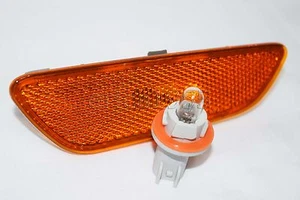 Front Side Marker Signal Park Light Lamp w/Bulb Passenger Side For 2008-2010 Vue - Picture 1 of 3