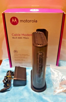 Motorola MB742010 686mbps DOCSIS 3.0 Cable Modem - Image 1 of 4