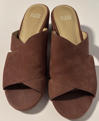 Sandalias de gamuza de caoba Eileen Fisher zapatos de mula sin cordones para mujer talla 8” Foto 1 de 4