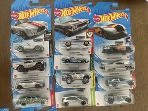 ¡Diferentes modelos Hot Wheels Zamac! Descuento disponible - Imagen 1 de 38