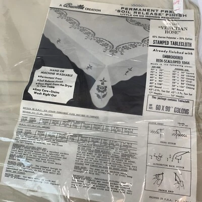 Kit de mantel estampado Bucilla vintage NOS #1612 "Rosa veneciana" 60x90" oblongo Foto 1 de 4