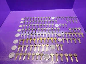 123 ASSORTED LOCKSMITH ORIGINAL CORBIN RUSSWIN KEY BLANKS 1001EB , 1000K SEE PIC - Picture 1 of 12
