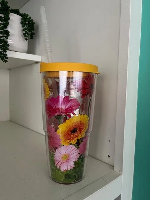 Vaso Gerber Daisy Tervis 24 oz tapa de taza con pajita rosa, amarillo, rojo Foto 1 de 1