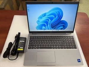 DELL LATITUDE 5520 15.6" Core i7-1185G7 @3.00GHz 16GB Ram 256GB SSD Win 11(READ) - Afbeelding 1 van 11