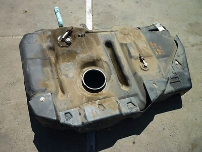 04 2005 Ford Freestar Monterey Fuel Gas Tank Reservoir plastic L-14 - Изображение 1 из 3