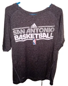 NBA San Antonio Basketball Jugend klein schwarz 100 % Poly Climalite Shirt von Adidas - Bild 1 von 2