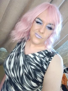 MEDIUM PINK WIG FRINGE BANGS WAVY STRAIGHT STRAWBERRY LEMONA BABY PINK BOB CURLY - Picture 1 of 24