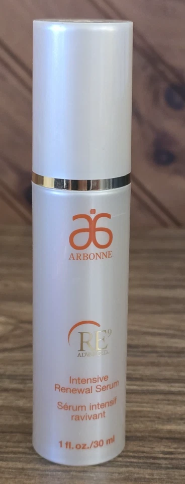 Suero de renovación intensiva avanzado Arbonne RE9 tamaño completo Foto 1 de 1