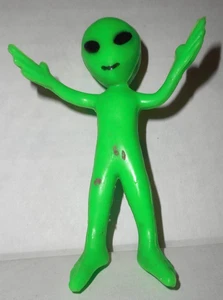 Bendable Green Alien 3 3/4" Figure Toy Flexible Rubber Figure Sensory Stress - Picture 1 of 5