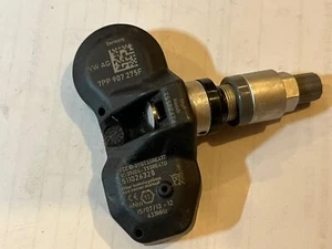1 OEM PORSCHE Tire Pressure Sensor 7PP907275F TPMS - Picture 1 of 1