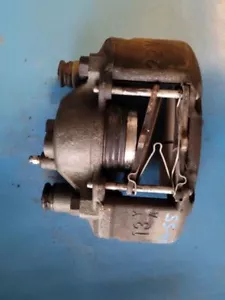 90 91 92 93 94 95 MAZDA PROTEGE RIGHT CALIPER FRONT 7002 - Bild 1 von 2