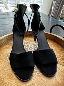 VINCE Black Suede 3” Heels Excellent Condition Size 6 1/2 - Picture 1 of 9