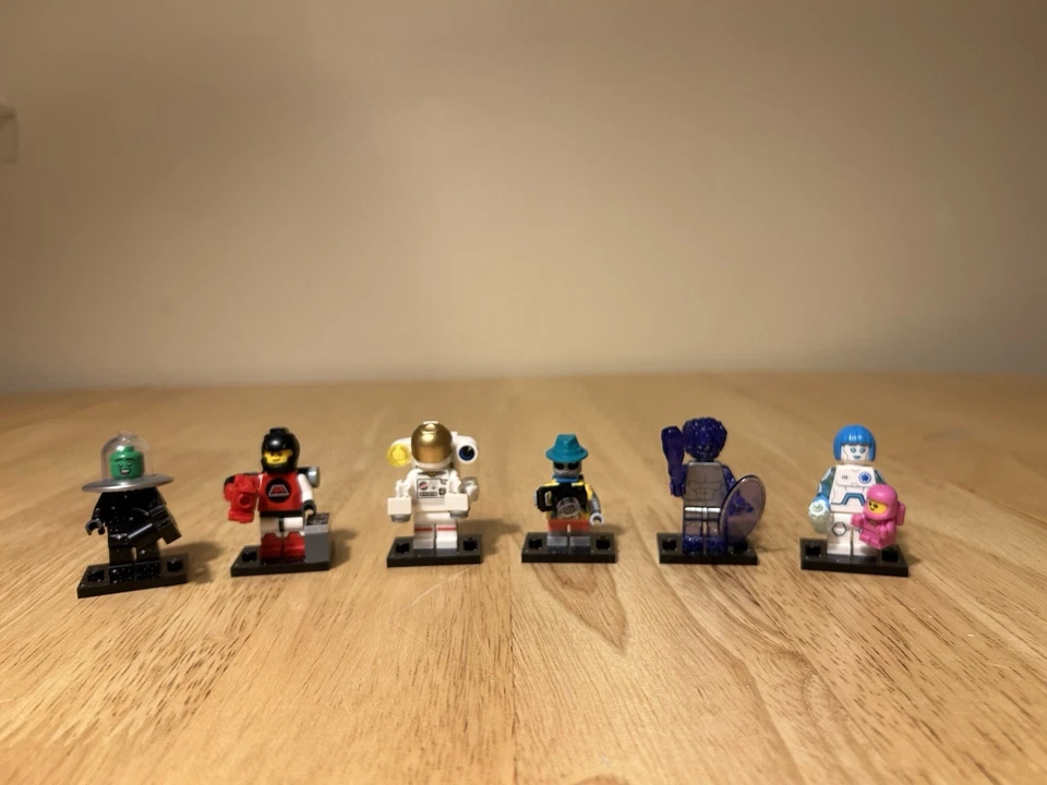 LEGO минифигурки набор из 6 - серии 26 пространства коллекции (набор 71046) - Изображение 1 из 4