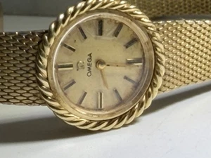Vintage Rare OMEGA Switzerland 14k Sold Gold Mechanical Ladies Watch - Picture 1 of 5