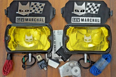VTG NOS MARCHAL 750 759 YELLOW DRIVING LIGHTS with STONE COVERS MUSTANG LINCOLN - Image 1 of 4
