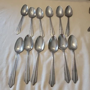 Set of 12 MEDCO Oval Soup Spoons Flatware Stainless Steel 7 1/8" Vintage - Picture 1 of 3