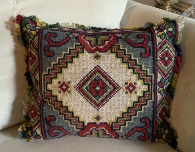 15”x12” Vintage Needlepoint Knotted Rectangle Boho Decor Pillow W Fringe Trim - Image 1 of 4