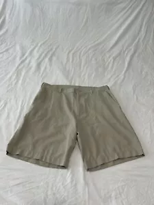 PGA Tour Active Waistband Shorts Size 36 Khakis 5e - Picture 1 of 7