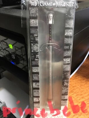 Urban Decay Game Of Thrones Jon Snow's Longclaw Eyeshadow Brush IN HAND - Image 1 of 4